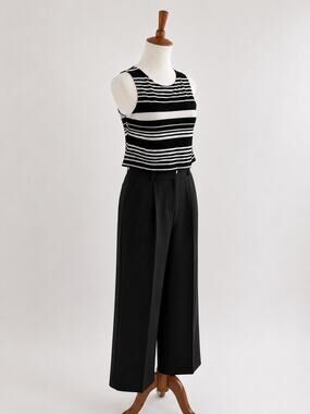 Saks Fifth Avenue Black White Striped Cropped Knit Tank Top Size Small
